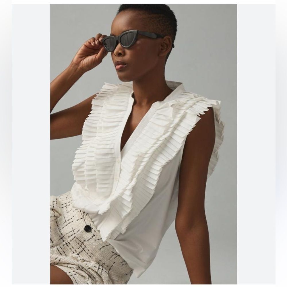 Anthropologie Maeve Sleeveless Ruffled Blouse size Small White Sleeveless